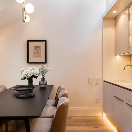 Ξενοδοχείο με διαμερίσματα Art Boutique 4*